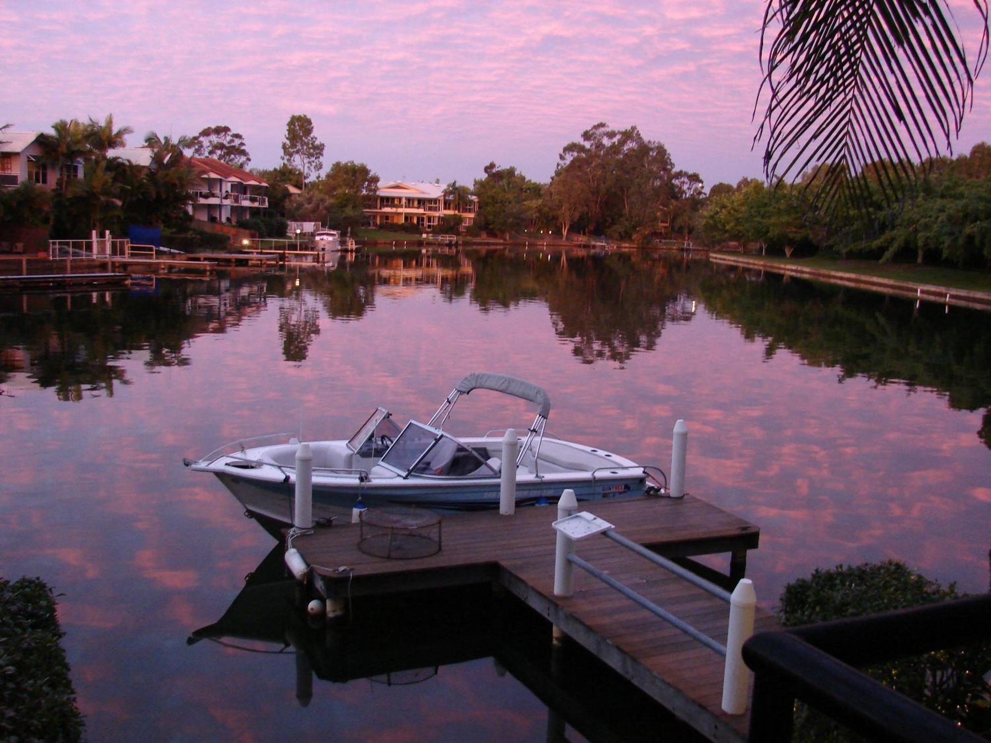 Portside Noosa Waters Hotel Noosaville Buitenkant foto