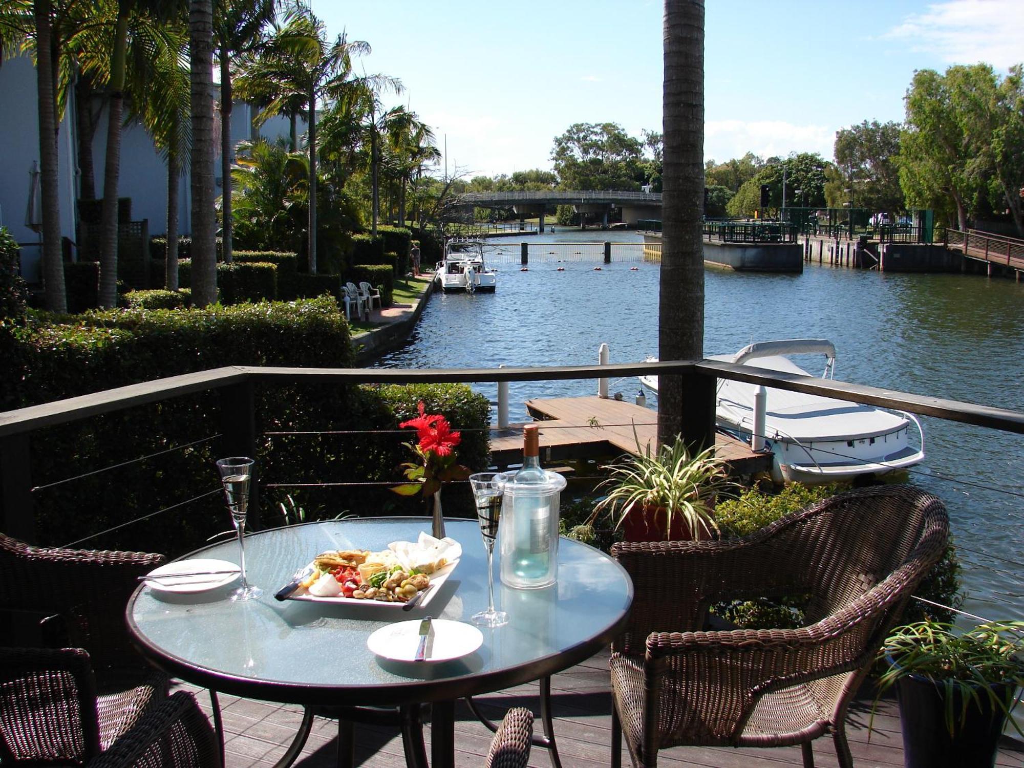 Portside Noosa Waters Hotel Noosaville Buitenkant foto